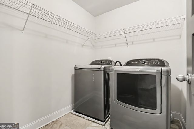 1572 Lapland Drive, Lawrenceville, GA 30045