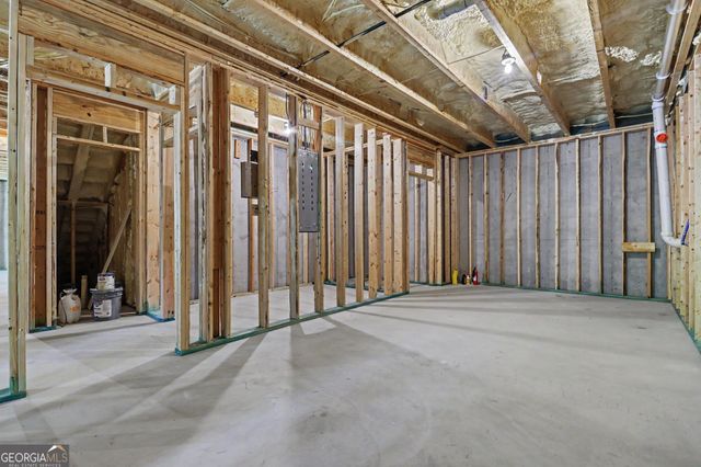 1572 Lapland Drive, Lawrenceville, GA 30045