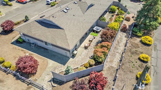 4641 67th Avenue Ct W, University Place, WA 98466