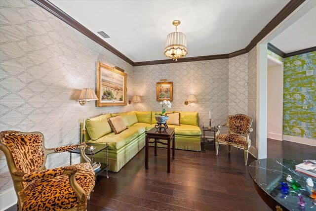 125 BELLEVIEW BOULEVARD 302, Belleair, FL 33756