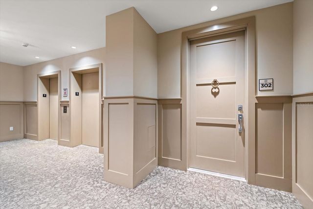 125 BELLEVIEW BOULEVARD 302, Belleair, FL 33756