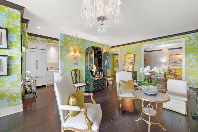 125 BELLEVIEW BOULEVARD 302, Belleair, FL 33756