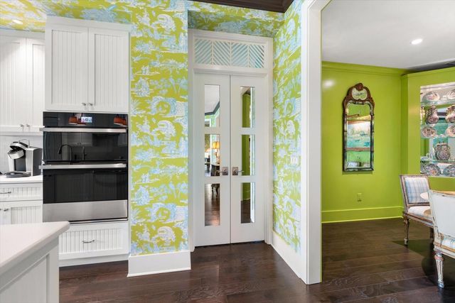 125 BELLEVIEW BOULEVARD 302, Belleair, FL 33756