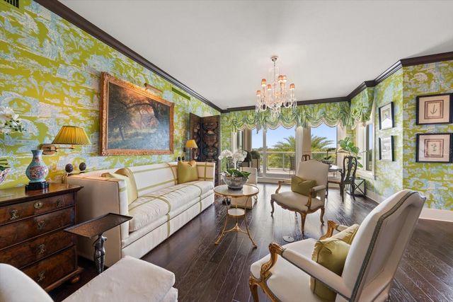 125 BELLEVIEW BOULEVARD 302, Belleair, FL 33756