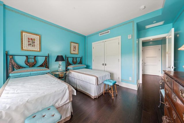 125 BELLEVIEW BOULEVARD 302, Belleair, FL 33756