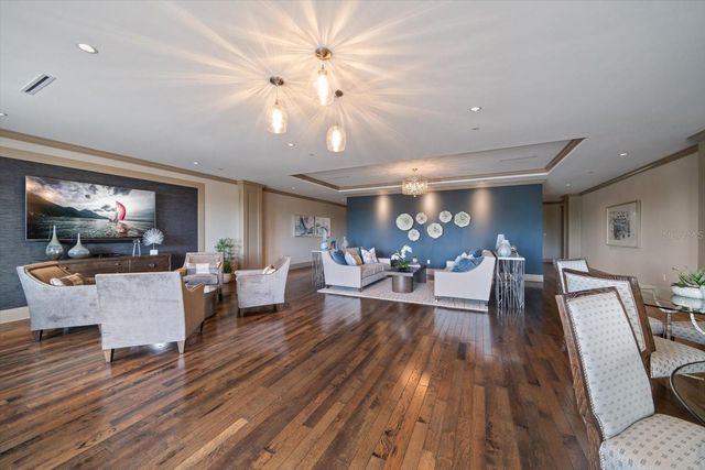 125 BELLEVIEW BOULEVARD 302, Belleair, FL 33756