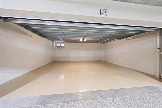 125 BELLEVIEW BOULEVARD 302, Belleair, FL 33756