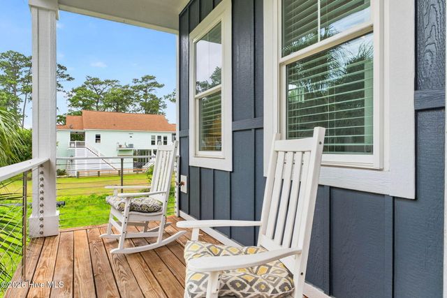 3808 E Yacht Drive, Oak Island, NC 28465