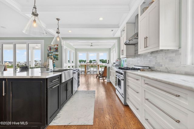 3808 E Yacht Drive, Oak Island, NC 28465