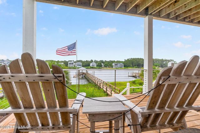 3808 E Yacht Drive, Oak Island, NC 28465