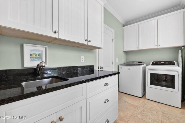 3808 E Yacht Drive, Oak Island, NC 28465