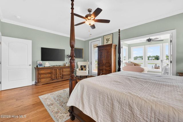 3808 E Yacht Drive, Oak Island, NC 28465