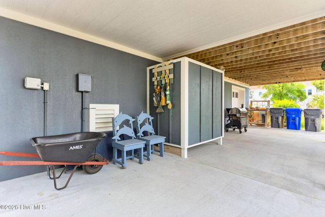3808 E Yacht Drive, Oak Island, NC 28465