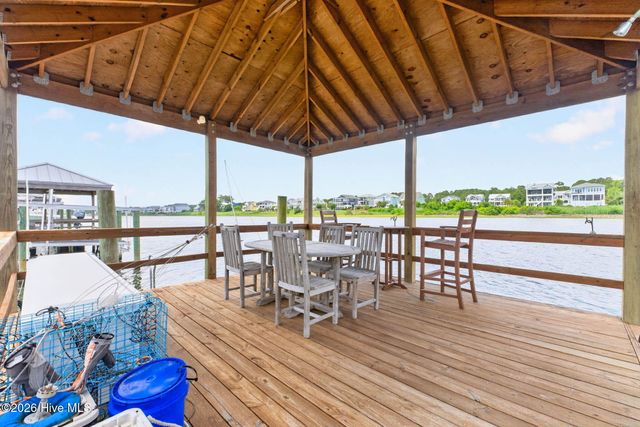 3808 E Yacht Drive, Oak Island, NC 28465