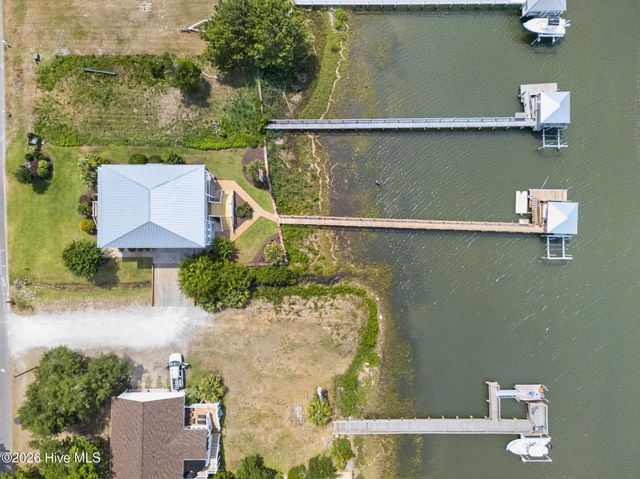 3808 E Yacht Drive, Oak Island, NC 28465