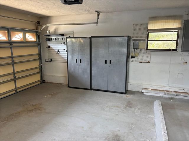 7206 8TH AVENUE NW, Bradenton, FL 34209
