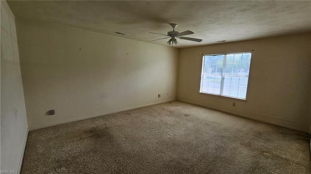 1913 Ravel DR, Virginia Beach, VA 23454