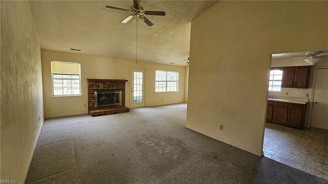 1913 Ravel DR, Virginia Beach, VA 23454