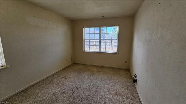1913 Ravel DR, Virginia Beach, VA 23454