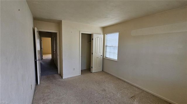 1913 Ravel DR, Virginia Beach, VA 23454