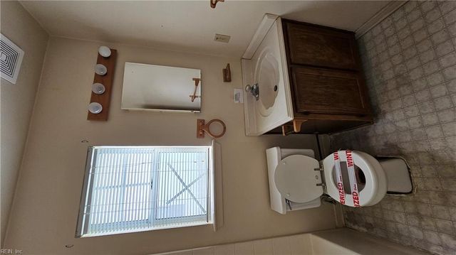 1913 Ravel DR, Virginia Beach, VA 23454
