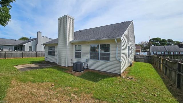 1913 Ravel DR, Virginia Beach, VA 23454