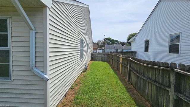 1913 Ravel DR, Virginia Beach, VA 23454