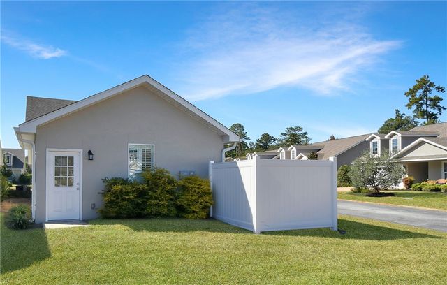 342 Peppertree Crossing Drive, Brunswick, GA 31525