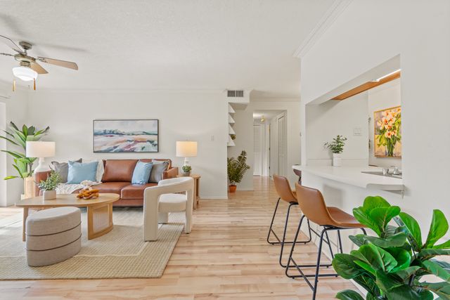 505 Oppenheimer Drive 504, Los Alamos, NM 87544