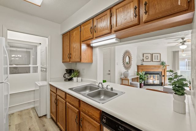 505 Oppenheimer Drive 504, Los Alamos, NM 87544