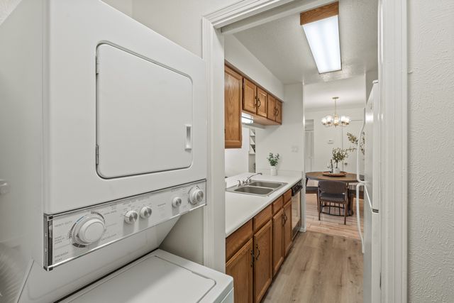 505 Oppenheimer Drive 504, Los Alamos, NM 87544