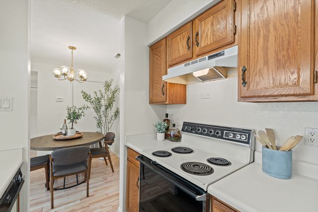 505 Oppenheimer Drive 504, Los Alamos, NM 87544