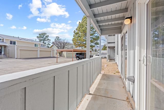 505 Oppenheimer Drive 504, Los Alamos, NM 87544