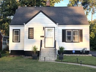 17917 Lorenz Avenue, Lansing, IL 60438