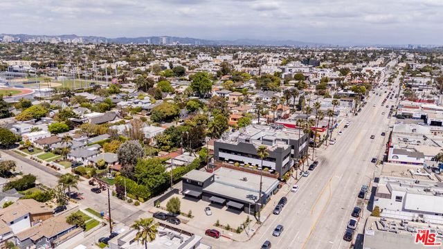 13123 W Washington Boulevard, Los Angeles, CA 90066