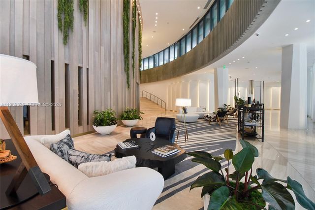 2831 S Bayshore Dr 1505, Miami, FL 33133