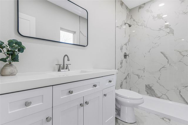 1028 E Jessamine Street, Fort Worth, TX 76104