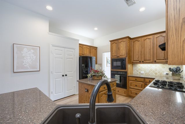 2400 Cardinal Way, Mckinney, TX 75072