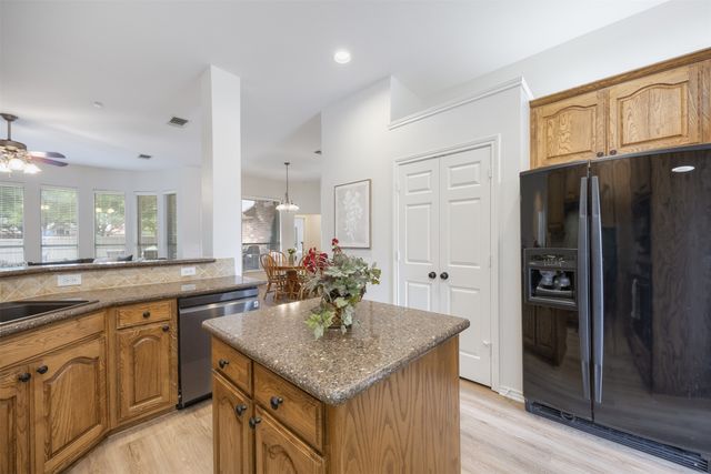 2400 Cardinal Way, Mckinney, TX 75072