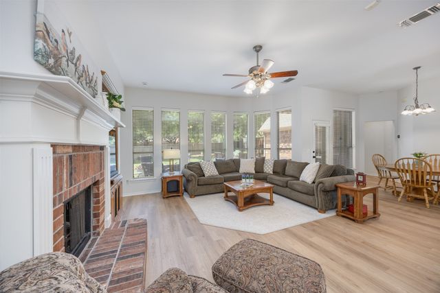 2400 Cardinal Way, Mckinney, TX 75072