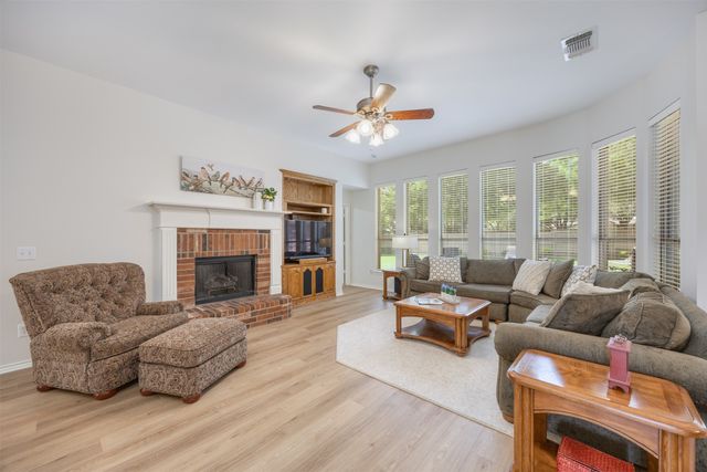 2400 Cardinal Way, Mckinney, TX 75072