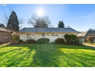 4954 Se WILLOW St, Milwaukie, OR 97222