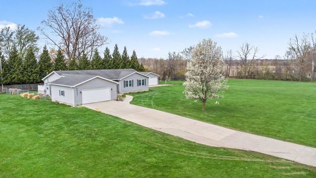 8027 N Webster Road, Mt Morris Twp, MI 48458