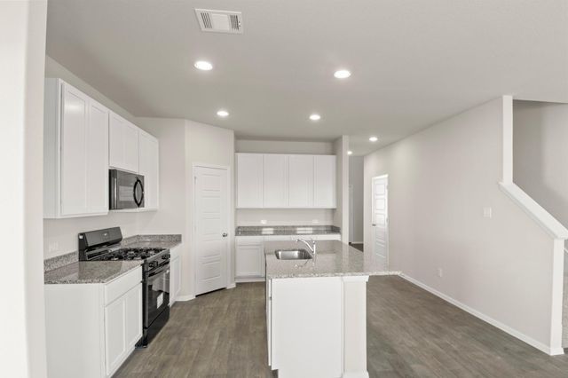 4418 Long Leaf Bend Boulevard, Pinehurst, TX 77362