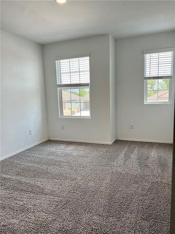 290 Silver Glen DR, Kyle, TX 78640