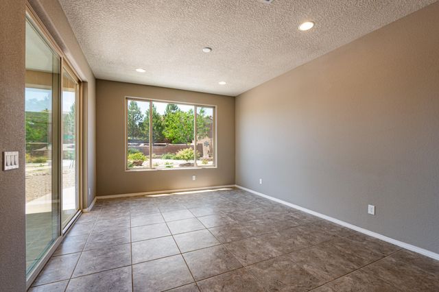 2301 Granite Mountain Loop NW, Albuquerque, NM 87120