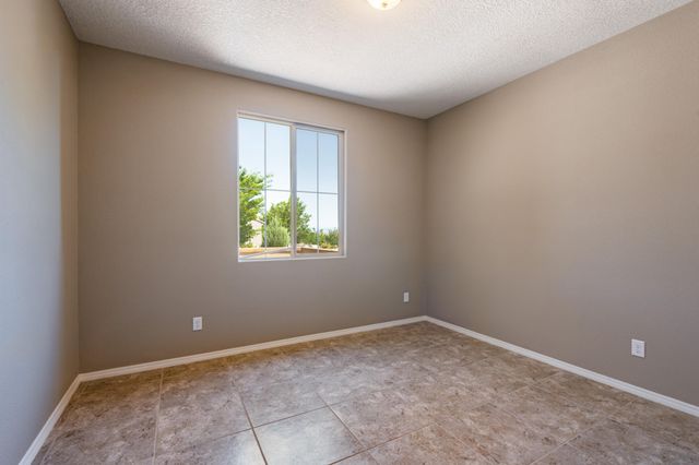 2301 Granite Mountain Loop NW, Albuquerque, NM 87120