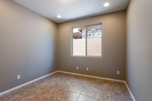 2301 Granite Mountain Loop NW, Albuquerque, NM 87120