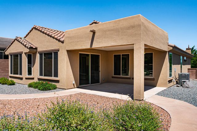 2301 Granite Mountain Loop NW, Albuquerque, NM 87120