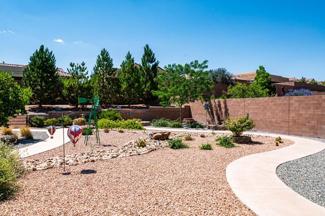 2301 Granite Mountain Loop NW, Albuquerque, NM 87120